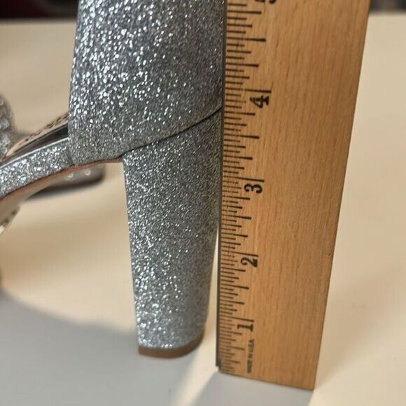 Badgley Mischka Fenix Silver Braided Rhinestone Block Heels Size 8 - Picture 10 of 12